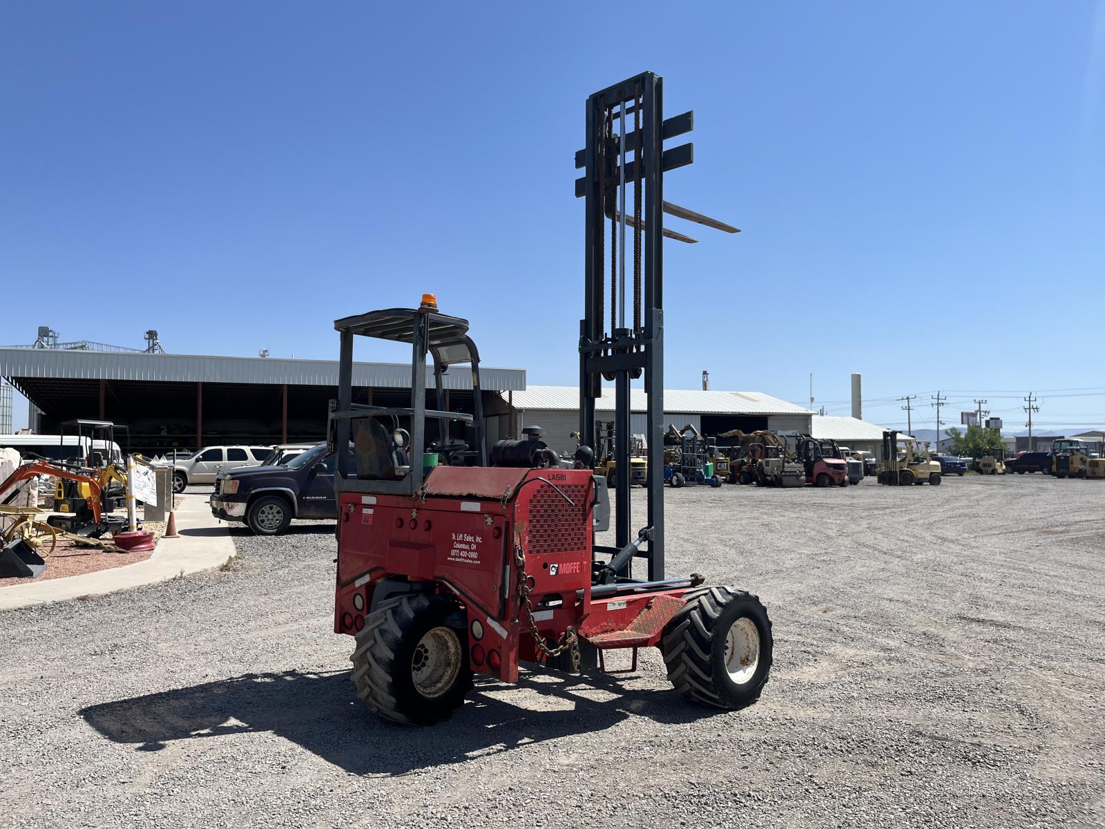 ./imagenes/INVOICE/2019/17233/MONTACARGAS MOFFETT M5500 (17).JPG